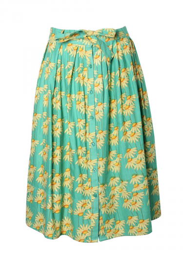 Full pleated skirt with belt